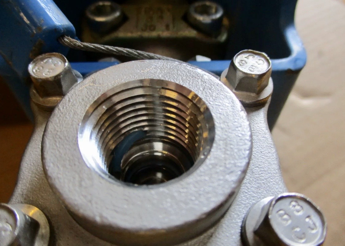 1/2" Neles Jamesbury Stainless Steel Ball Valve - Image 6